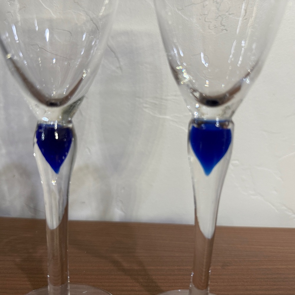 Cristal D'Arques Venise Saphir Champagne Flutes - Set of 2, Cobalt Blue Stem - Picture 5 of 8